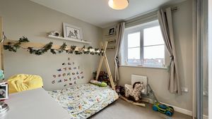 Photo 16- click for photo gallery